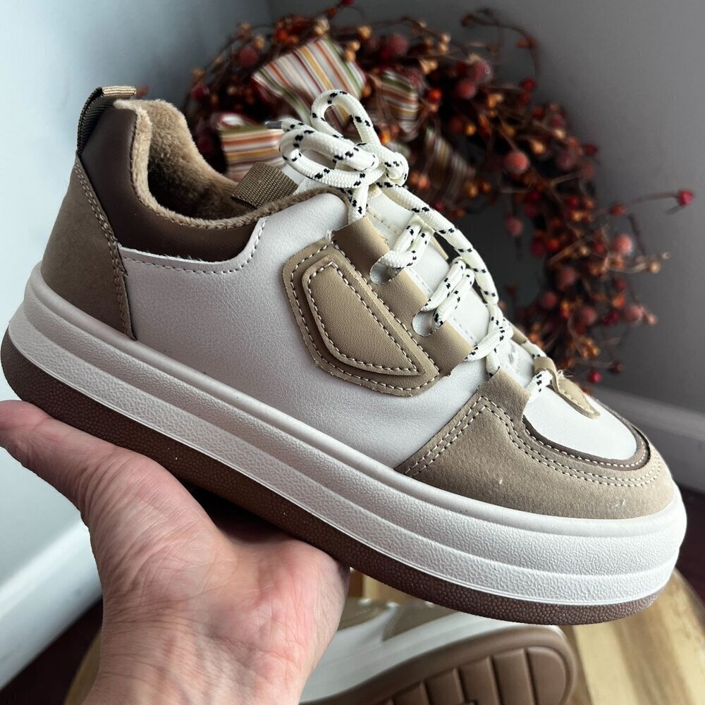TMT Sunnei Womens Athleisure Teddy Colorblock Lace Up Sneaker Sz 6.5 White Khaki - Picture 1 of 14